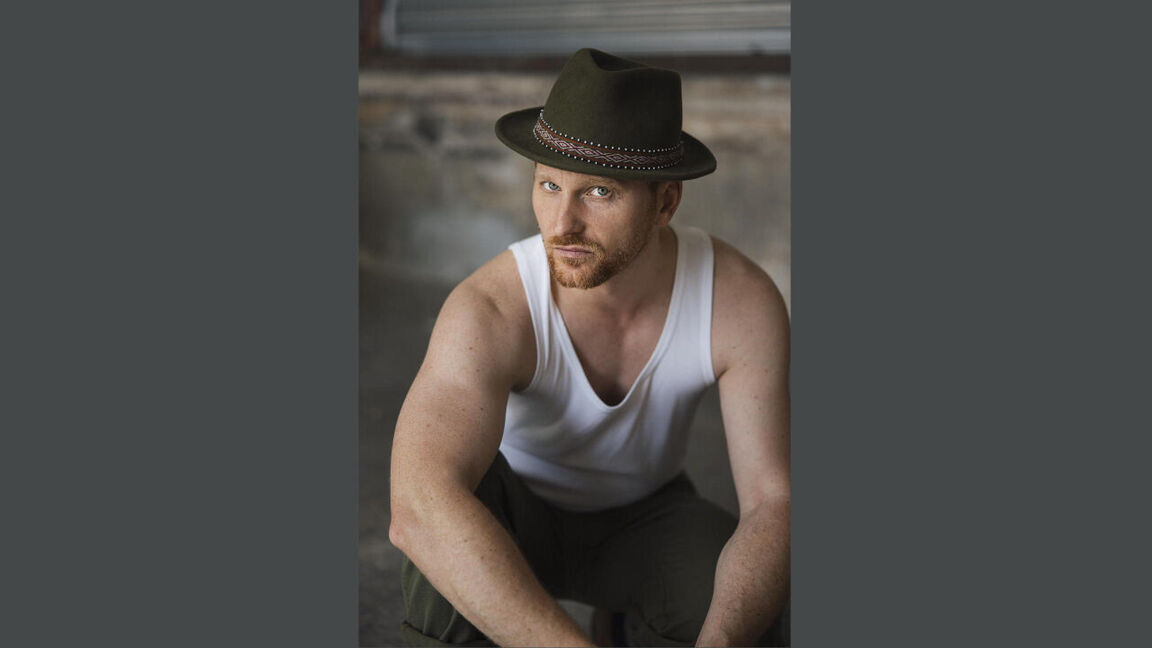 small_38_8_actor-1782395968.jpg